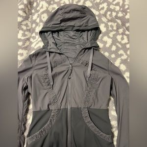 Reversible Lululemon define jacket- size 4